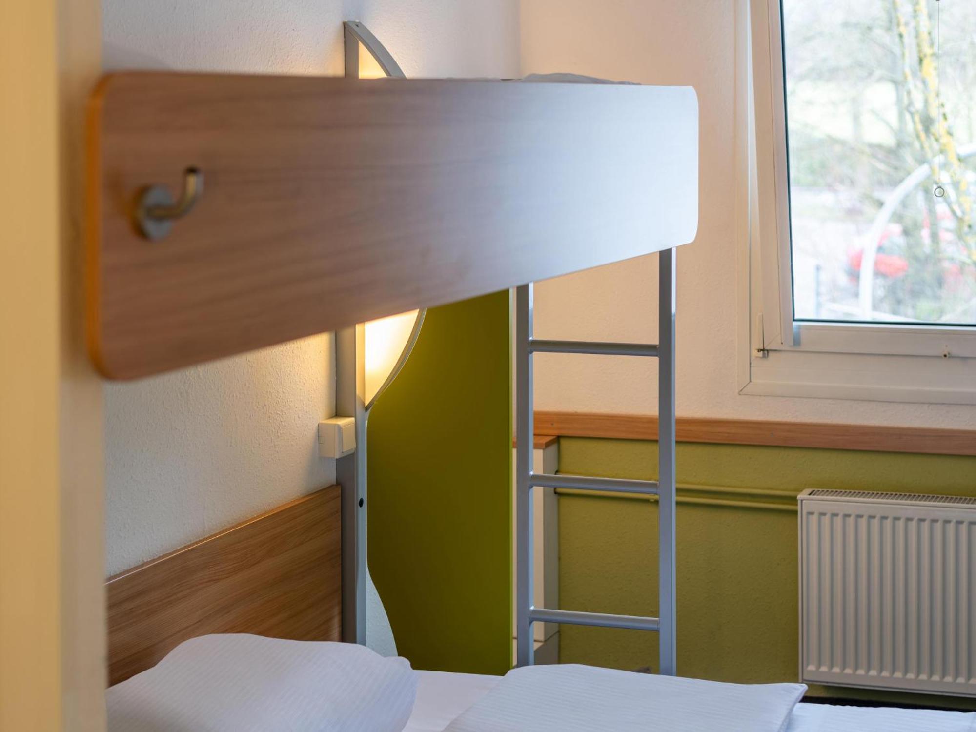 B&B Hotel Aachen-Nord Екстериор снимка
