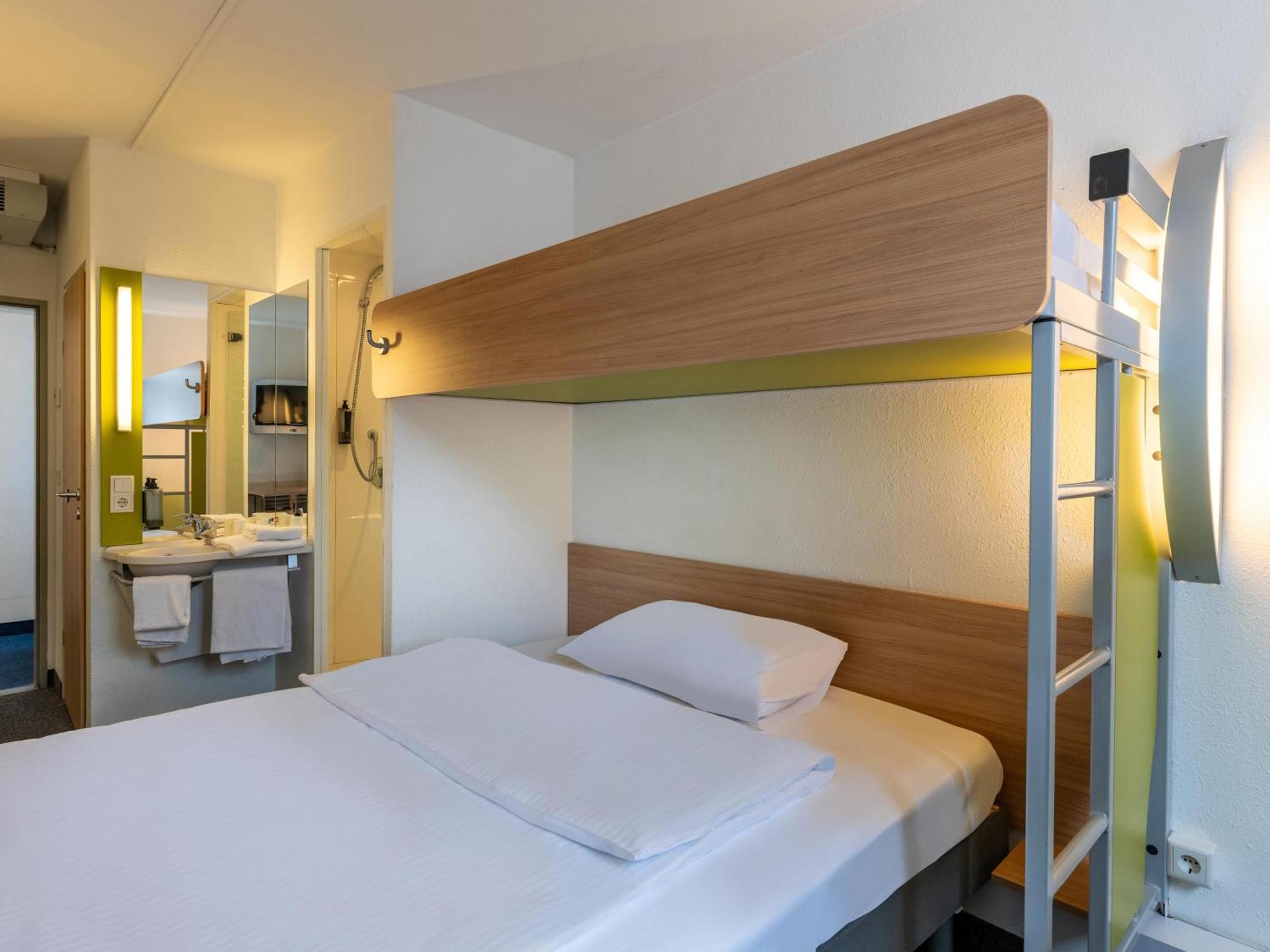 B&B Hotel Aachen-Nord Екстериор снимка