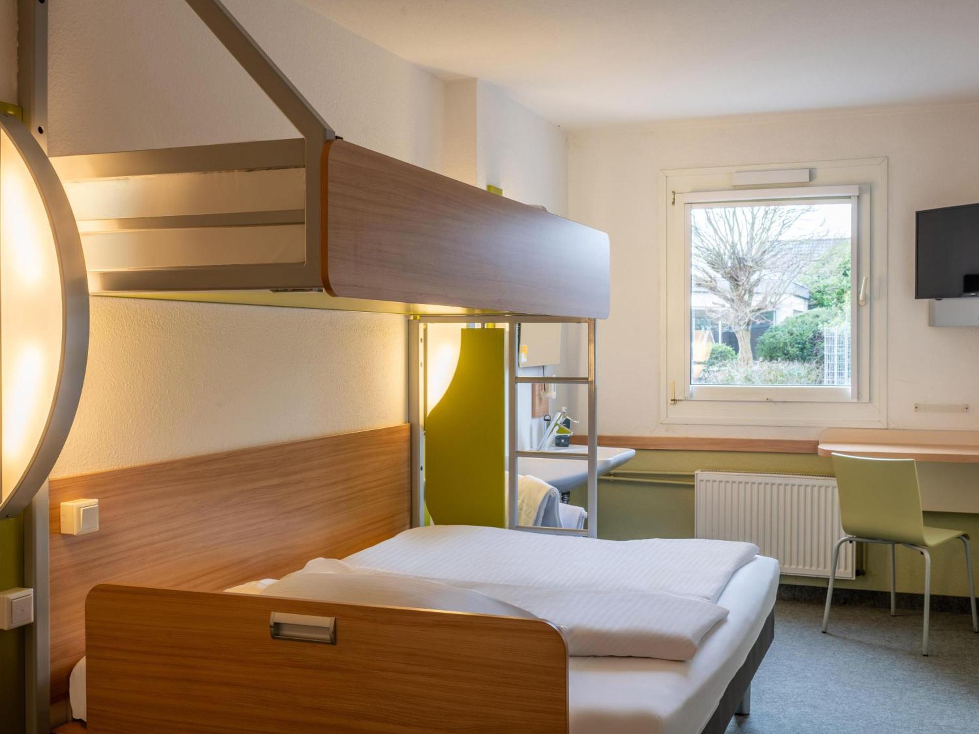 B&B Hotel Aachen-Nord Екстериор снимка